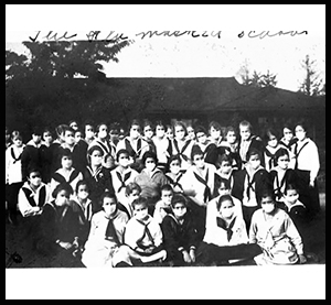 Miss Ransom & Miss Bridges' School photo - class wearing masks during flu pandemic of 1919-1919